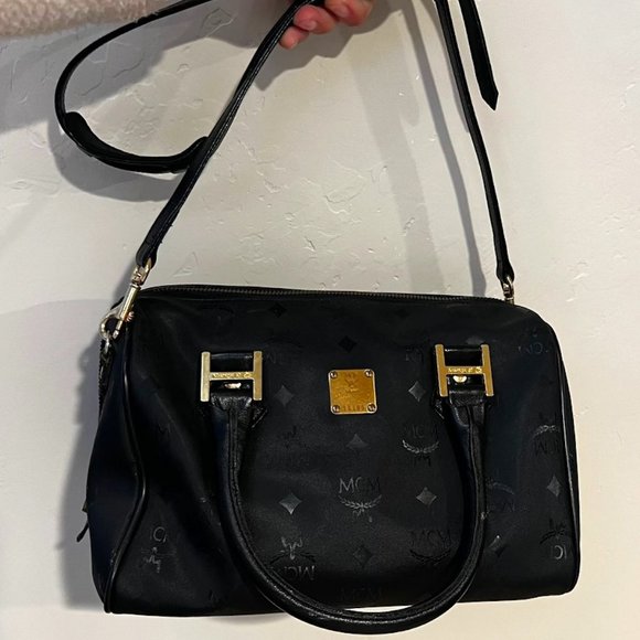 MCM Boston Bag with gold hardware - Picture 1 of 2